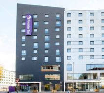 Premier Inn Hotel Woking Town Centre Exterior