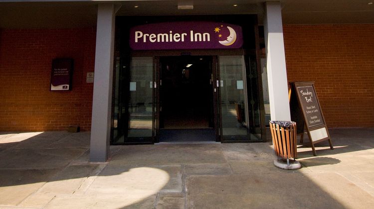 Premier Inn Wolverhampton City Centre Exterior