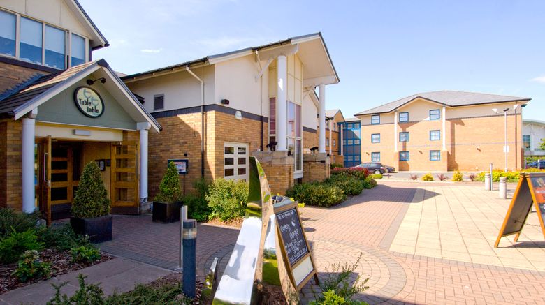 <b>Premier Inn Wolverhampton North Exterior</b>. Images powered by <a href="https://www.leonardoworldwide.com/" title="Leonardo Worldwide" target="_blank">Leonardo</a>.