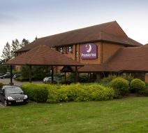 Premier Inn York South West Exterior