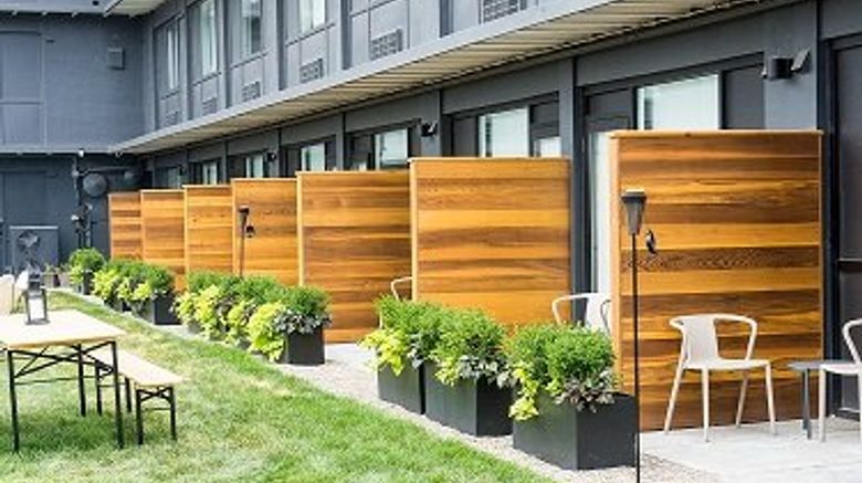 <b>Trumbull & Porter, Ascend Collection Room</b>. Images powered by <a href="https://www.leonardoworldwide.com/" title="Leonardo Worldwide" target="_blank">Leonardo</a>.