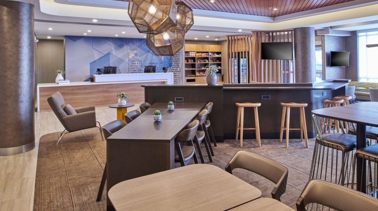SpringHill Suites Detroit Dearborn Lobby