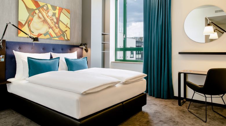 <b>Motel One Mannheim Room</b>. Images powered by <a href="https://www.leonardoworldwide.com/" title="Leonardo Worldwide" target="_blank">Leonardo</a>.