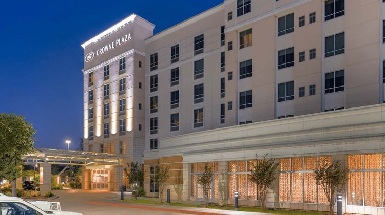 Crowne Plaza Shenandoah Exterior