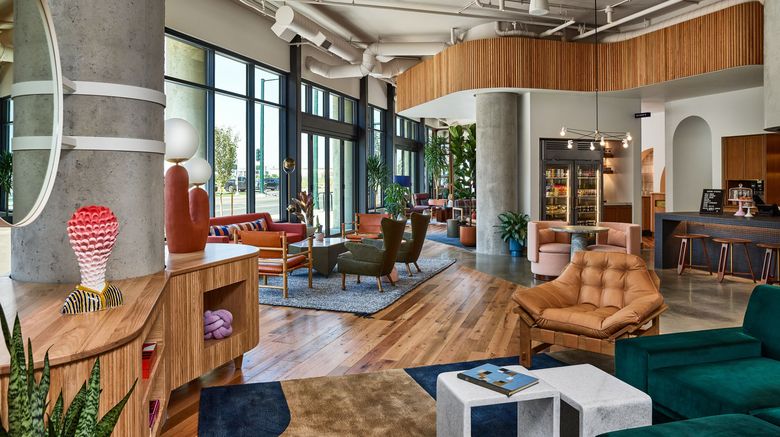 <b>Catbird Lobby</b>. Images powered by <a href="https://www.leonardoworldwide.com/" title="Leonardo Worldwide" target="_blank">Leonardo</a>.