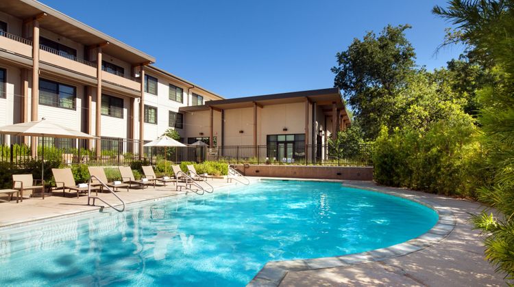 Sheraton Redding Hotel at Sundial Bridge Pool