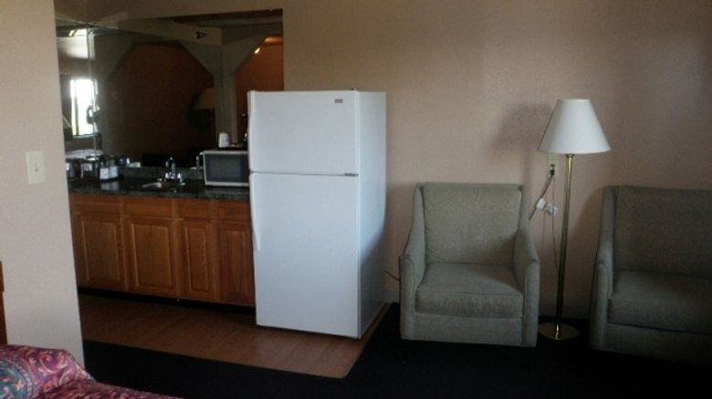 <b>Home Place Inn Room</b>. Images powered by <a href="https://www.leonardoworldwide.com/" title="Leonardo Worldwide" target="_blank">Leonardo</a>.