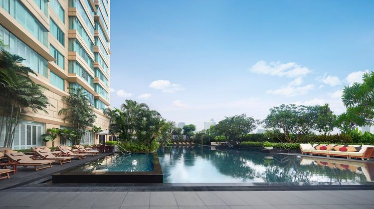 Grande Centre Point Ratchadamri Pool