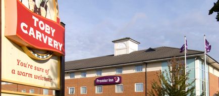 Premier Inn Reading (Caversham Bridge) Exterior