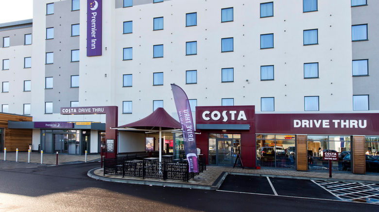 <b>Premier Inn Reading South Gateway Exterior</b>. Images powered by <a href="https://www.leonardoworldwide.com/" title="Leonardo Worldwide" target="_blank">Leonardo</a>.