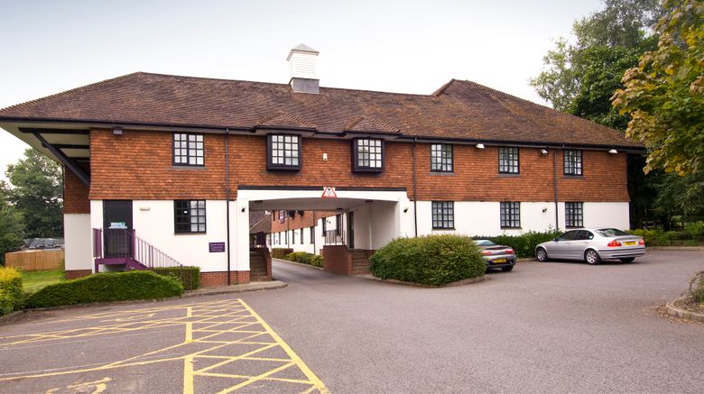 <b>Premier Inn Redhill Reigate Exterior</b>. Images powered by <a href="https://www.leonardoworldwide.com/" title="Leonardo Worldwide" target="_blank">Leonardo</a>.