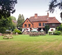 Premier Inn Redhill Reigate Exterior