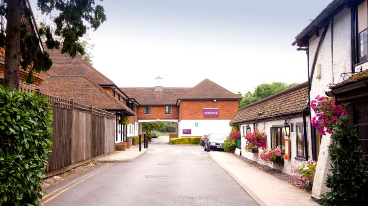 Premier Inn Redhill Reigate Exterior
