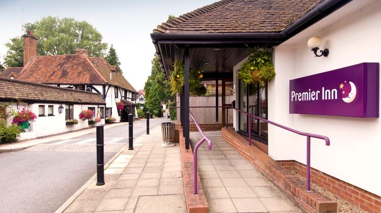 Premier Inn Redhill Reigate Exterior