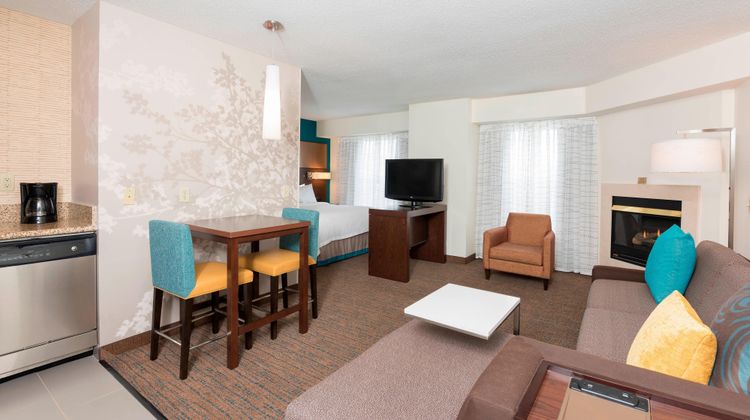 Residence Inn Grand Rapids West Suite