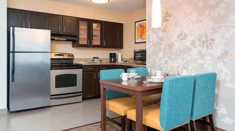 Residence Inn Grand Rapids West Room