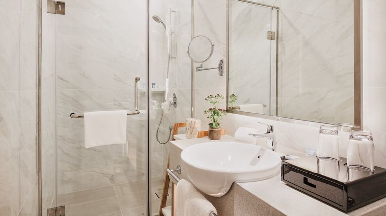 <b>Oakwood Residence Saigon Room</b>. Images powered by <a href="https://www.leonardoworldwide.com/" title="Leonardo Worldwide" target="_blank">Leonardo</a>.