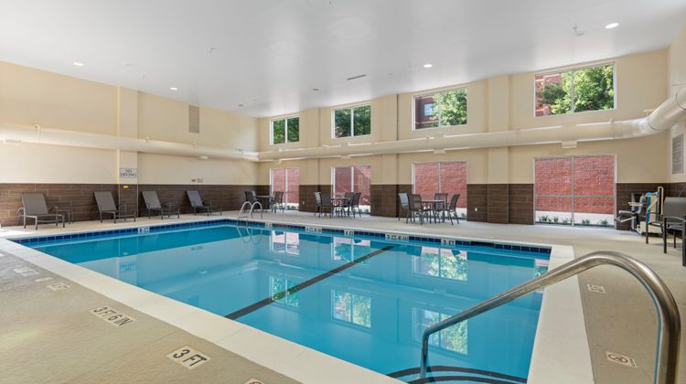 Fairfield Inn & Suites Hickory Pool