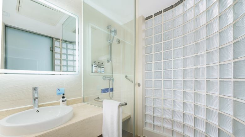 <b>Holiday Inn Express City Centre Room</b>. Images powered by <a href="https://www.leonardoworldwide.com/" title="Leonardo Worldwide" target="_blank">Leonardo</a>.