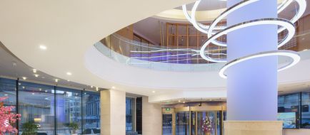 Holiday Inn Express City Centre Exterior