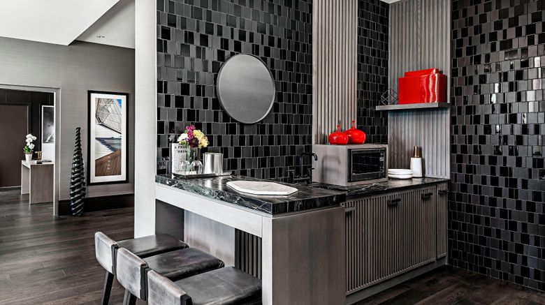 <b>Toronto Marriott Markham Suite</b>. Images powered by <a href="https://www.leonardoworldwide.com/" title="Leonardo Worldwide" target="_blank">Leonardo</a>.