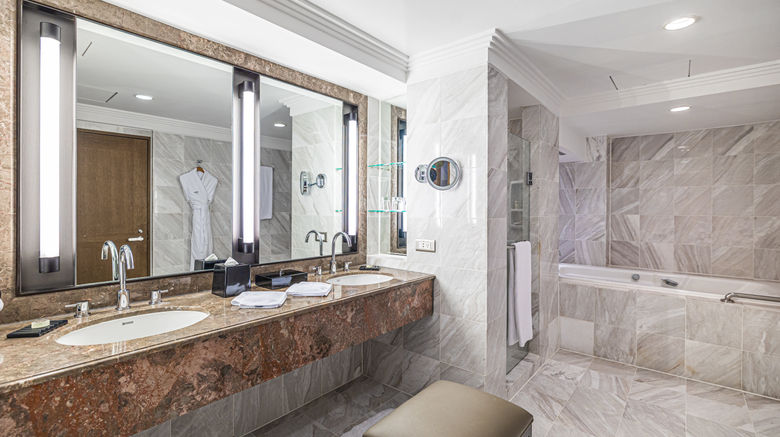 <b>Regent Taipei Room</b>. Images powered by <a href="https://www.leonardoworldwide.com/" title="Leonardo Worldwide" target="_blank">Leonardo</a>.
