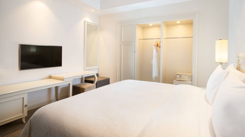 <b>Four Points by Sheraton Bandung Suite</b>. Images powered by <a href="https://www.leonardoworldwide.com/" title="Leonardo Worldwide" target="_blank">Leonardo</a>.