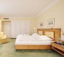 Hotel Bayerischer Hof Room