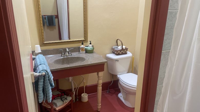 <b>Historic Hotel Greybull Room</b>. Images powered by <a href="https://www.leonardoworldwide.com/" title="Leonardo Worldwide" target="_blank">Leonardo</a>.