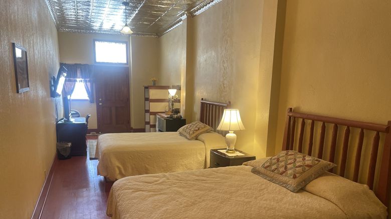 <b>Historic Hotel Greybull Room</b>. Images powered by <a href="https://www.leonardoworldwide.com/" title="Leonardo Worldwide" target="_blank">Leonardo</a>.