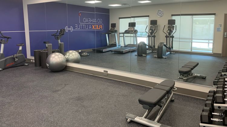 Holiday Inn Express/Stes Courtenay Comox Health Club