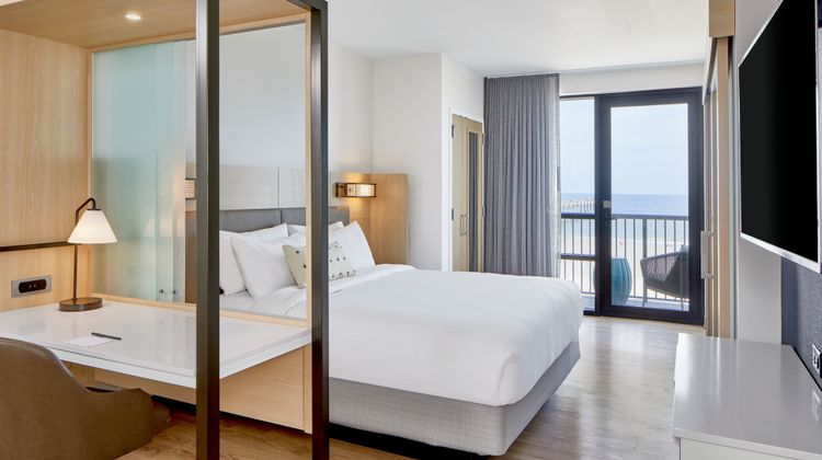 Springhill Suites Beach Oceanfront Suite