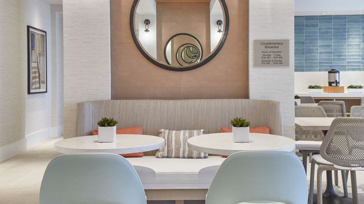 Springhill Suites Beach Oceanfront Restaurant