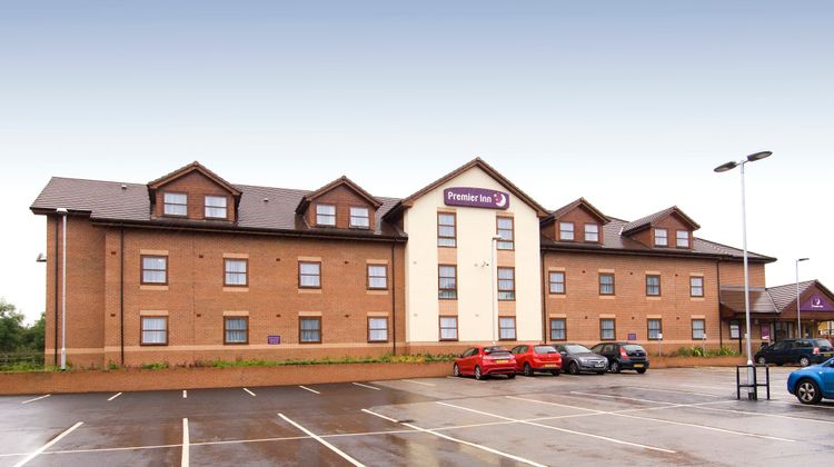 Premier Inn Ripley Exterior