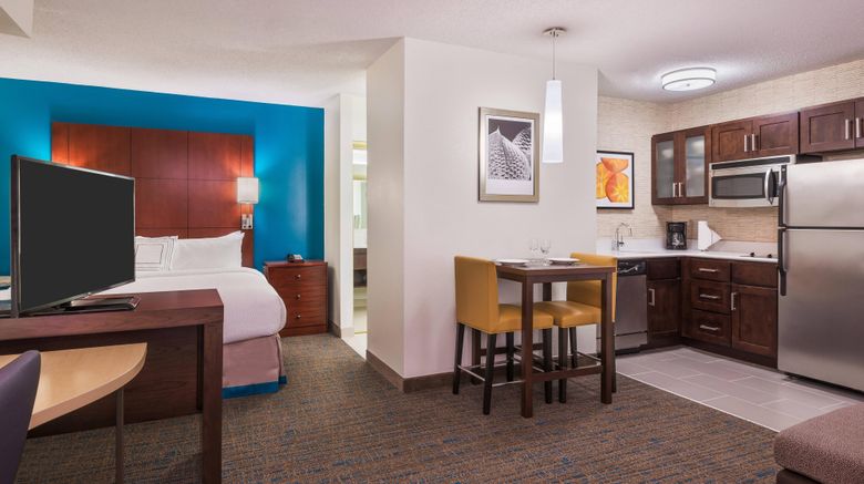 <b>Residence Inn Savannah Midtown Suite</b>. Images powered by <a href="https://www.leonardoworldwide.com/" title="Leonardo Worldwide" target="_blank">Leonardo</a>.