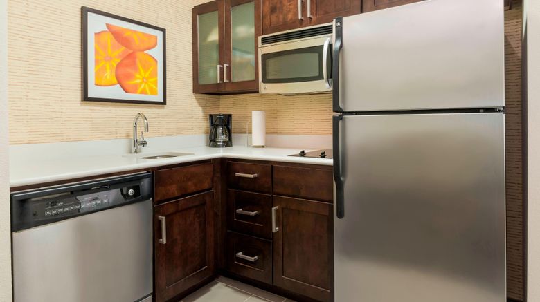 <b>Residence Inn Savannah Midtown Room</b>. Images powered by <a href="https://www.leonardoworldwide.com/" title="Leonardo Worldwide" target="_blank">Leonardo</a>.