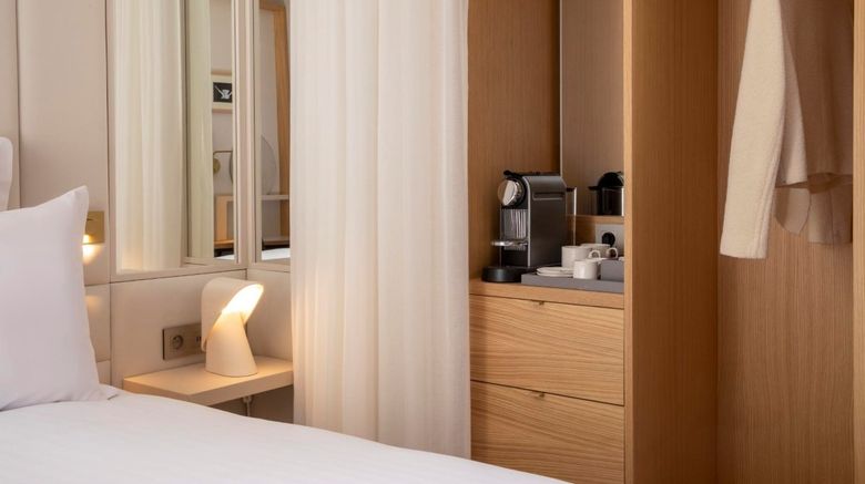 <b>Hotel Beige Room</b>. Images powered by <a href="https://www.leonardoworldwide.com/" title="Leonardo Worldwide" target="_blank">Leonardo</a>.