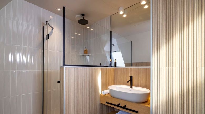 <b>Hotel Beige Room</b>. Images powered by <a href="https://www.leonardoworldwide.com/" title="Leonardo Worldwide" target="_blank">Leonardo</a>.