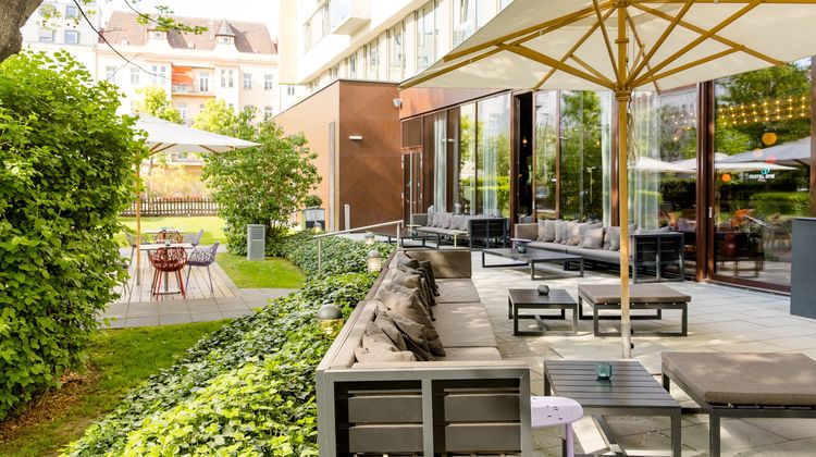 Motel One Wien Prater Exterior