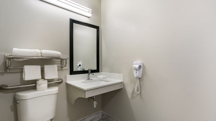 Red Roof Inn Denver - Lancaster County Room