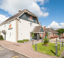 Premier Inn Runcorn Exterior