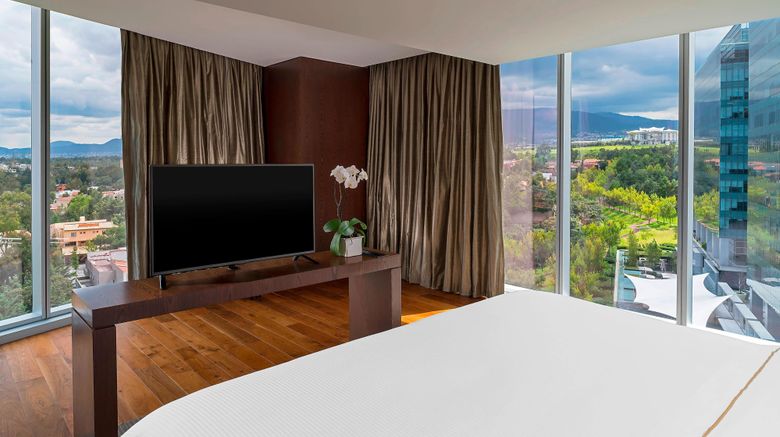 <b>The Westin Santa Fe, Mexico City Suite</b>. Images powered by <a href="https://www.leonardoworldwide.com/" title="Leonardo Worldwide" target="_blank">Leonardo</a>.