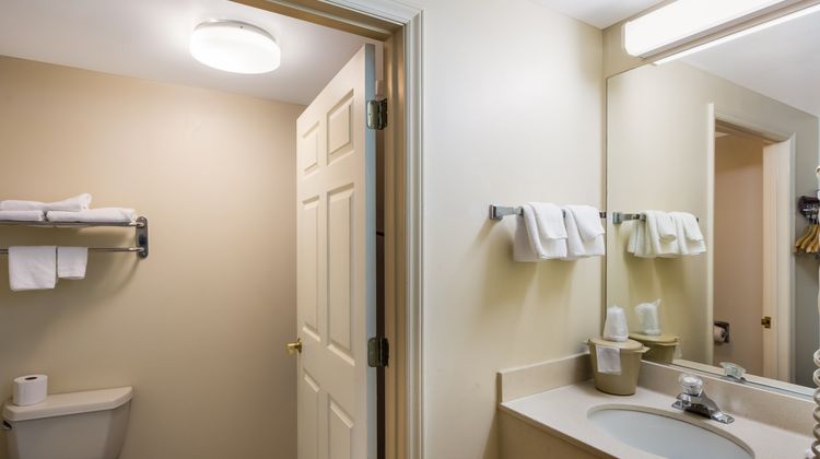 Red Roof Inn Hendersonville Room