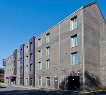Premier Inn Sevenoaks Exterior