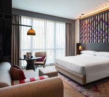 Renaissance Nanning Hotel Room