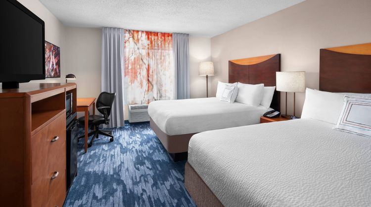 Fairfield Inn & Suites Denver Airport Room