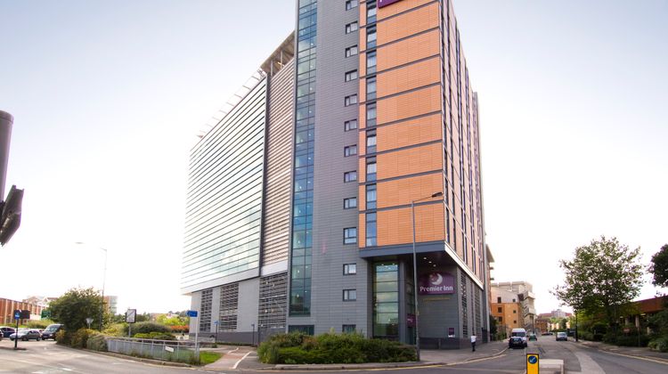 Premier Inn Sheffield St Marys Gate Exterior