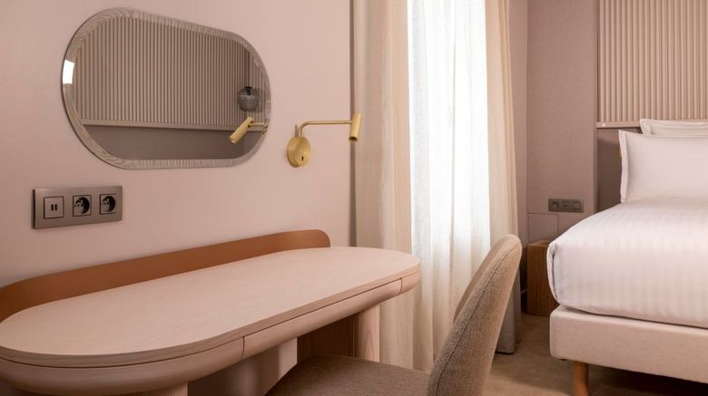 <b>Hotel Beige Room</b>. Images powered by <a href="https://www.leonardoworldwide.com/" title="Leonardo Worldwide" target="_blank">Leonardo</a>.