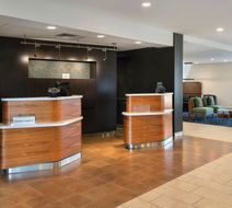Courtyard New Haven Wallingford Lobby
