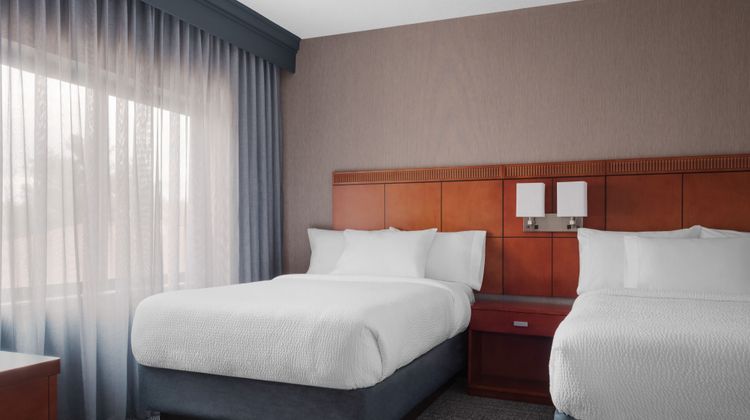 Courtyard New Haven Wallingford Suite